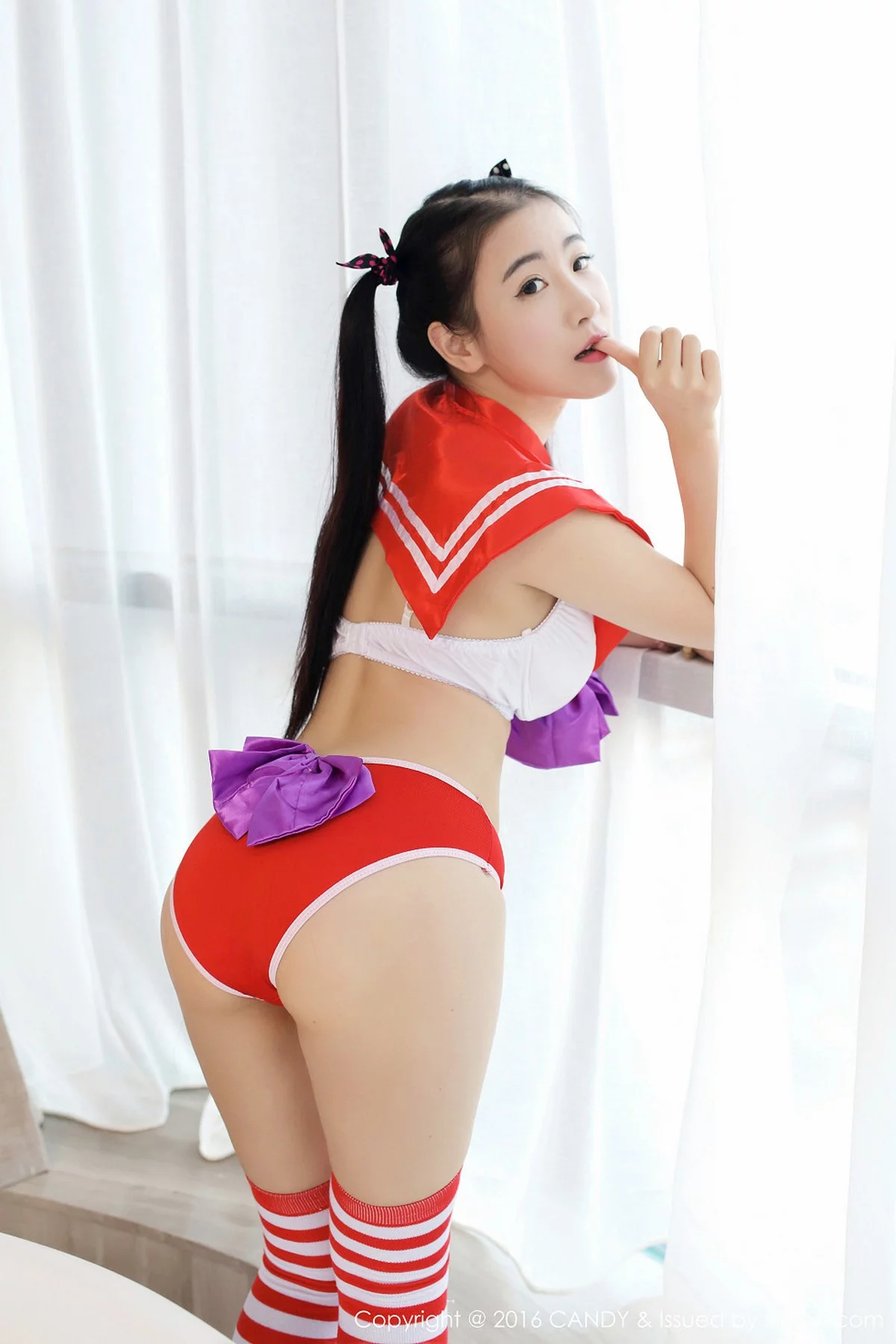 Xrmnw.Com[Candy糖果画报]Vol.002_嫩模谢芷馨Sindy吊带牛仔短裤半裸上身秀诱人胴体诱惑写真56P