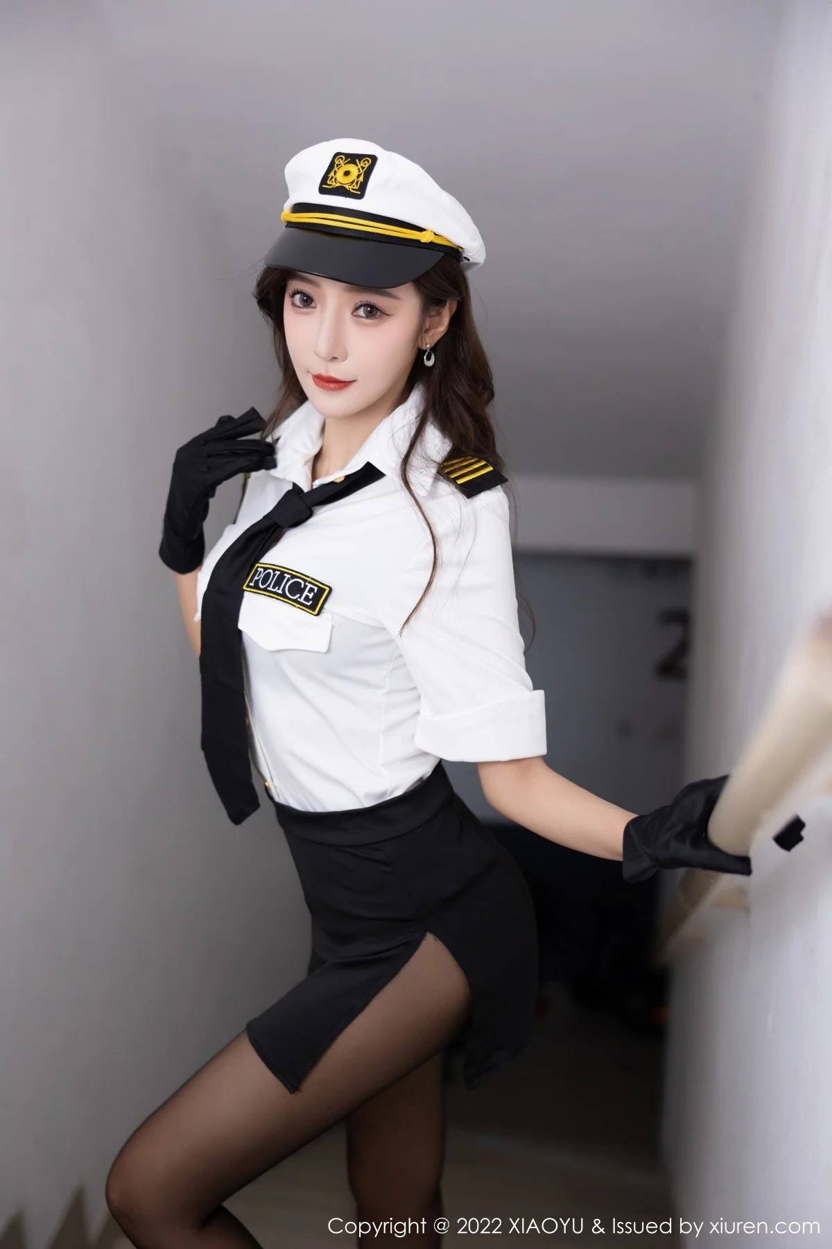 Xrmnw.Com[XiaoYu画语界]Vol.867_女神王馨瑶yanni韩国女警官制服露蕾丝内衣配破烂黑丝诱惑写真90P