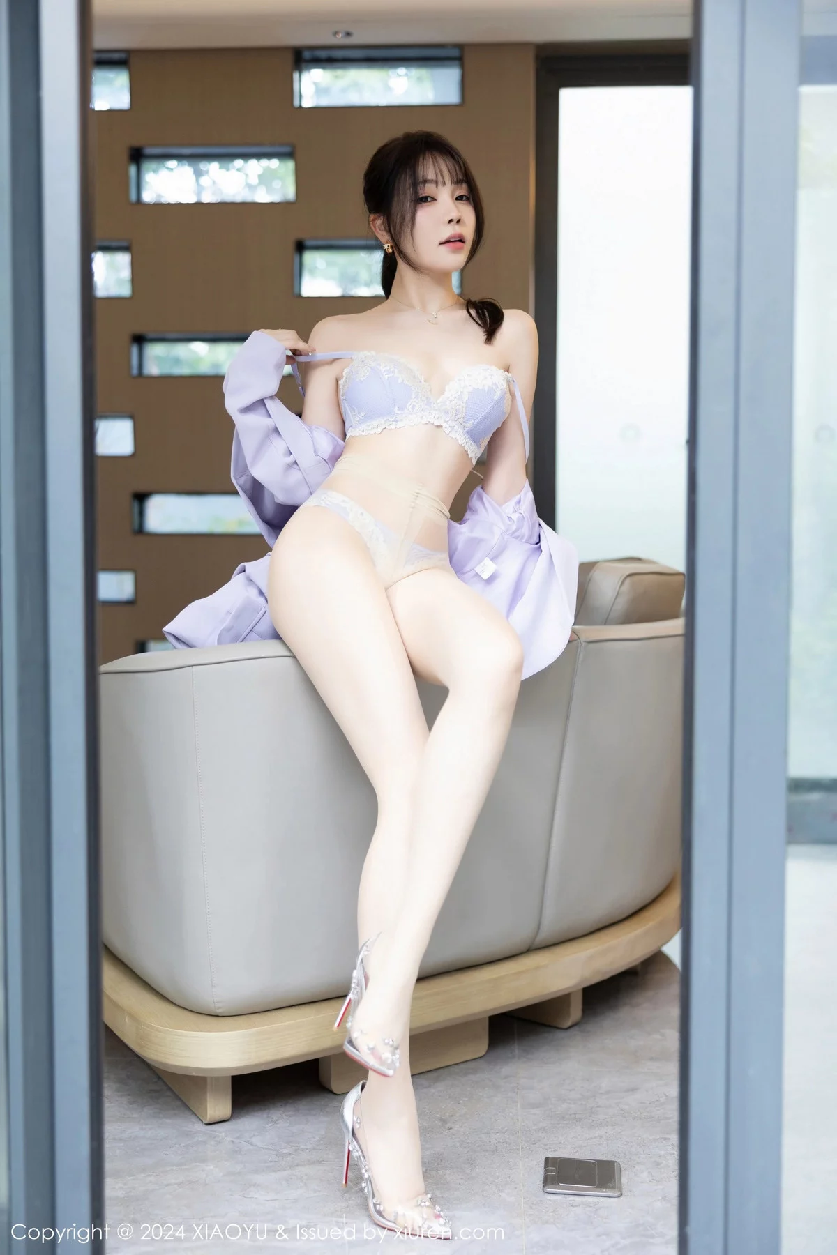 Xrmnw.Com[XiaoYu画语界]Vol.1178_女神徐莉芝Booty性感淡紫短裙套装露淡紫蕾丝内衣迷人诱惑写真88P